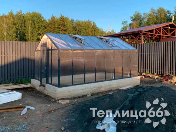 Теплица Рада Гарденикс 3 П под сотовый поликарбонат, ширина 3 м